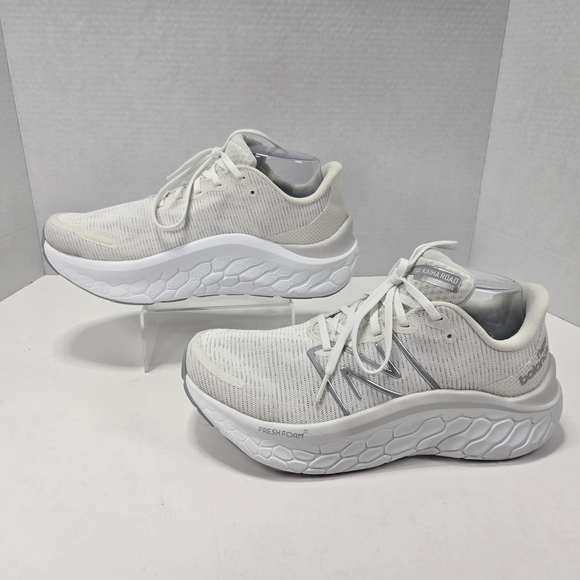 New Balance Fresh Foam X Kaiha Low White Grey Sneakers Size Women's 9.5 Men's 8 - Picture 3 of 15
